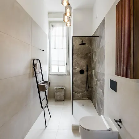 Center-design Attic Penthouse With Private Terrace 公寓 米兰